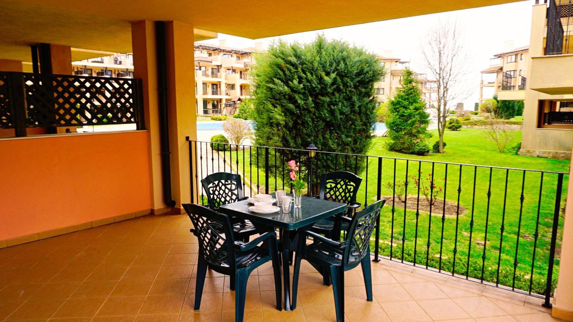 Hc Apartments Kaliakria Topola Zimmer foto